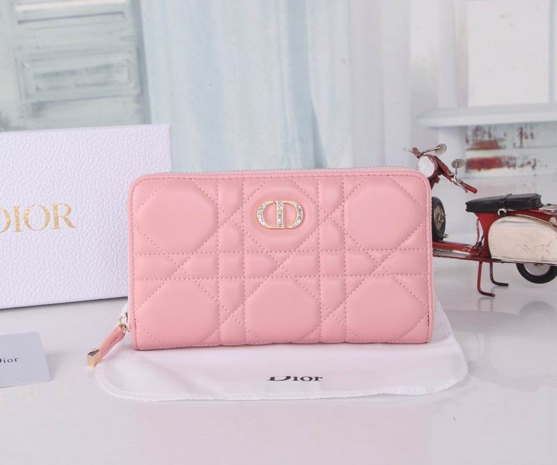 Dior Wallet ID:20260806-125